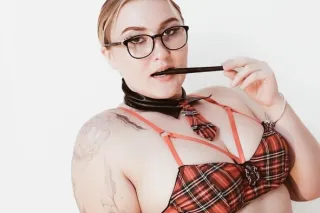 THICK, TEMPTING, AND WORTH IT ... - Image 3