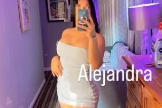 Chicas Calientes Aqui👱🏼♀👩🏻‍🦰👩🏽👩🏻‍🦱🧑🏻 - Image 2